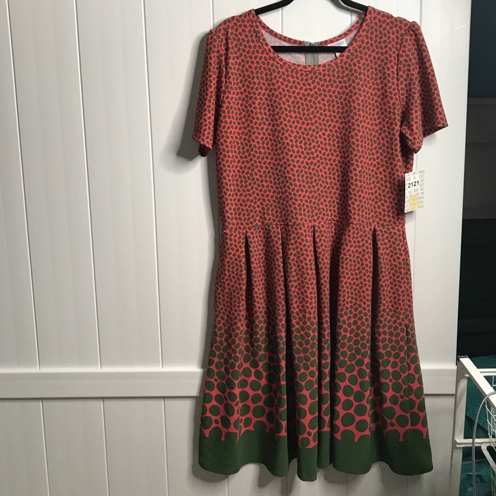 NWT 3XL Dipped Amelia LuLaRoe